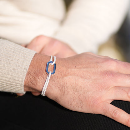 Bracelet Pollux maillon plat en argent avec cordon beige et blanc